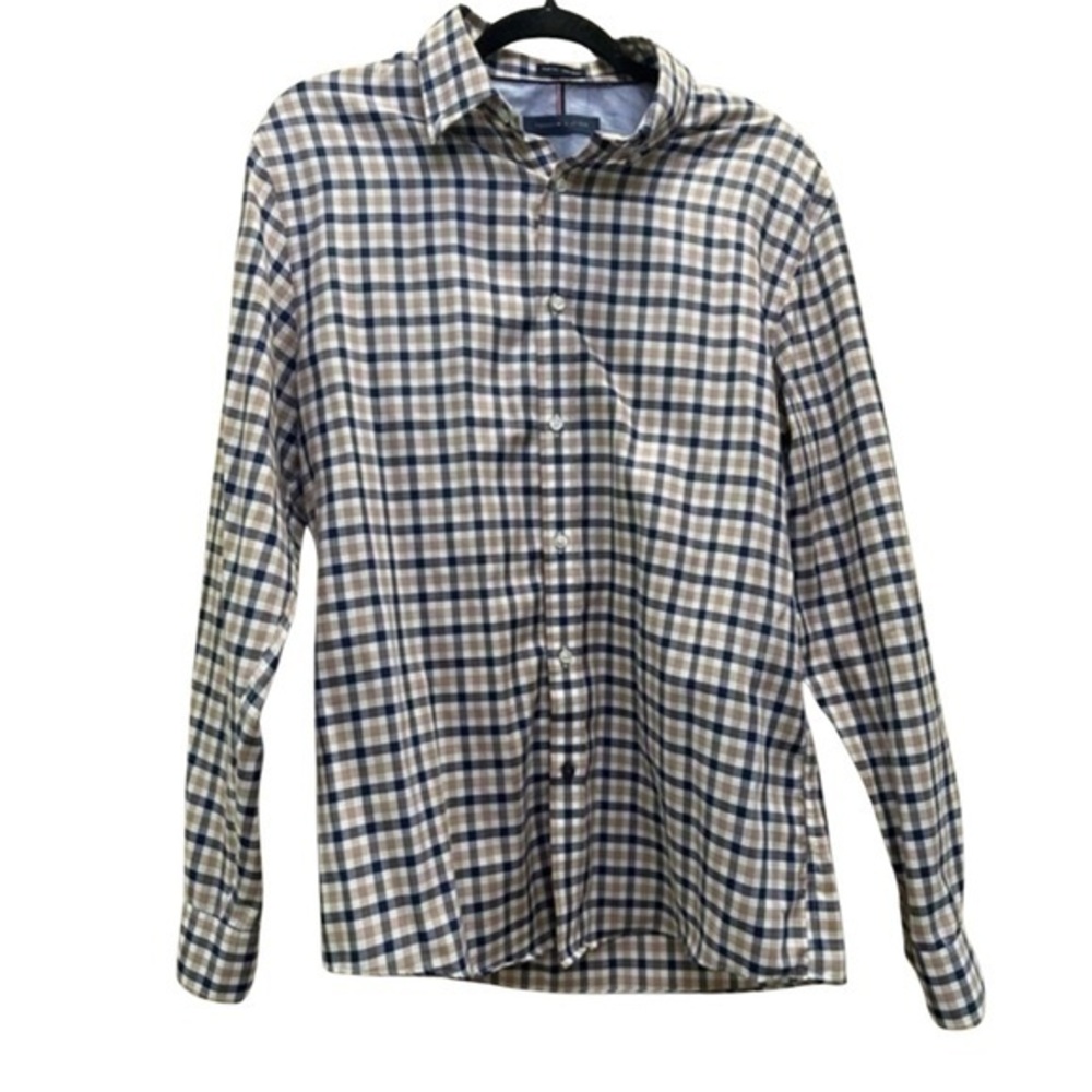 Tommy Hilfiger Men’s Slim Fit Non-Iron Plaid Button-Up – Size 15.5 / 32-3